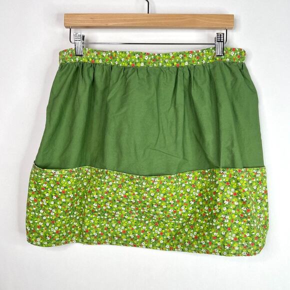 Vintage Green Floral Half Apron With Pockets - Picture 1 of 6